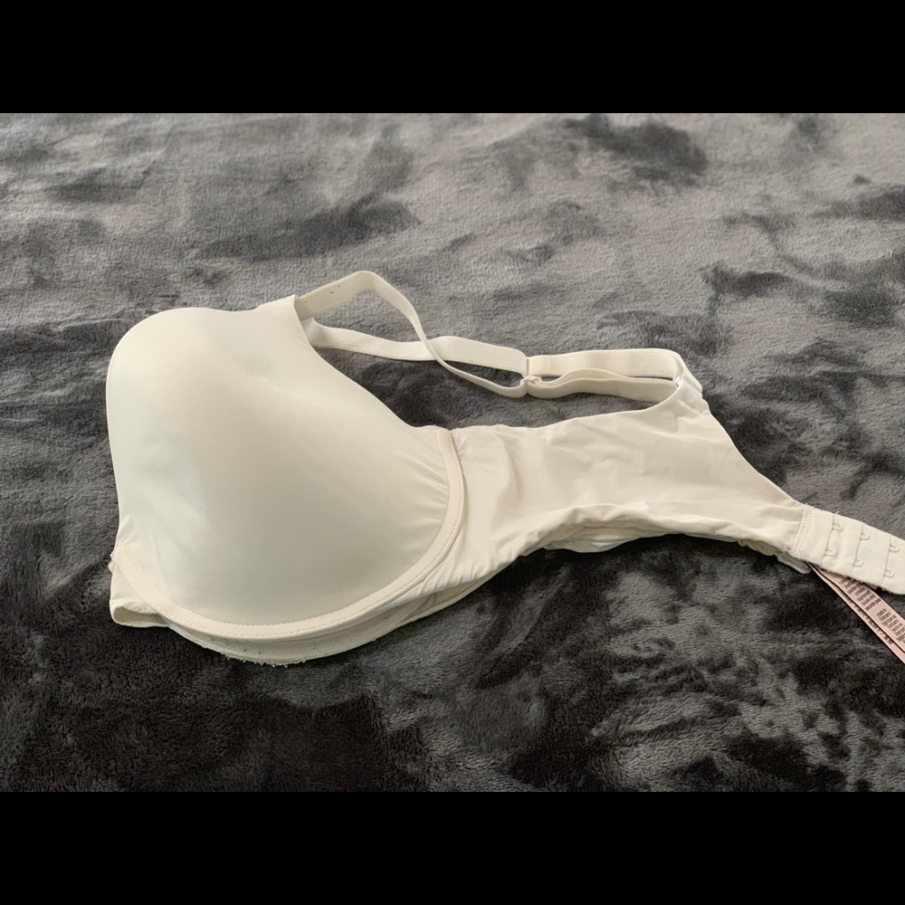 VS Convertible Bra